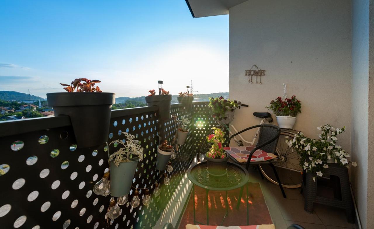 Vesta Apartment Tuzla - Across Bcc Shopping Mall Luaran gambar